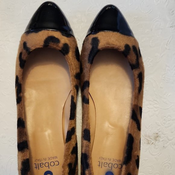 Neiman Marcus Cobalt by Dee Keller Leopard Print Faux Fur Size 41 Flats - Picture 1 of 2